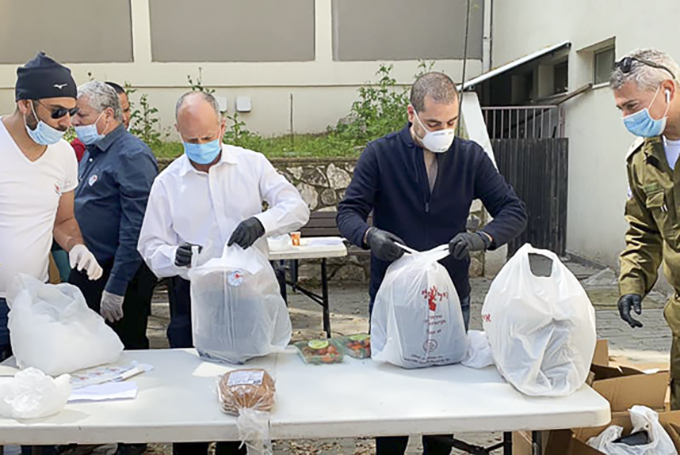 מחמם את הלב: מאות אלפי שקלים גויסו בעפולה מאז תחילת המשבר ולחג הפסח